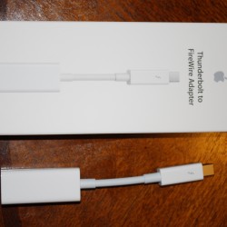 Thunderbolt Firewire on Unboxing  Apple Thunderbolt To Firewire Adapter Cable