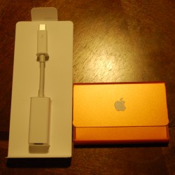 Thunderbolt Firewire on Unboxing  Apple Thunderbolt To Firewire Adapter Cable   Christopher